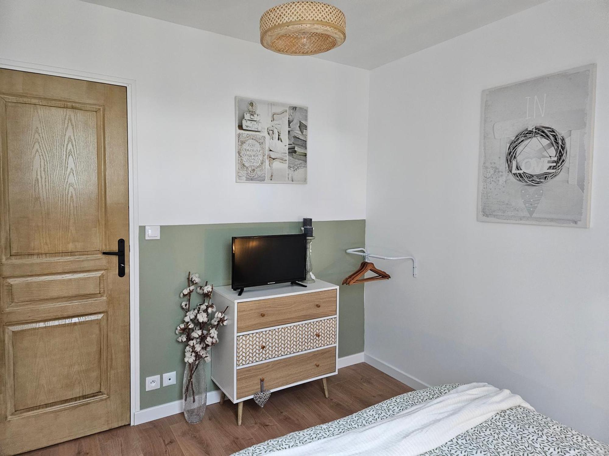 L'Escapade, Maison De Campagne Etienville Ngoại thất bức ảnh